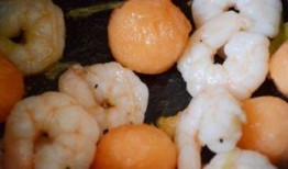 大虾和哈密瓜一起吃吗,营养美味两不误