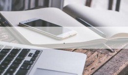 小太阳鹦鹉吃瓜