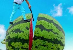 夏日吃瓜扇子怎么拍照,打造清凉夏日风摄影作品