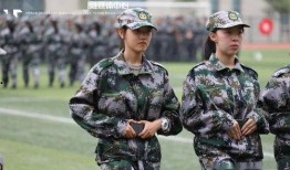 吃瓜军训服,青春记忆中的独特风采