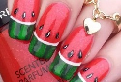 用美甲吃瓜,揭秘时尚潮流中的趣味生活