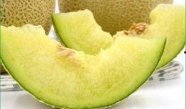 经期可以吃哈密瓜吗吗,经期适宜食用哈密瓜吗？