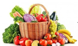 女子旅游全程吃瓜,女子与瓜果的甜蜜邂逅