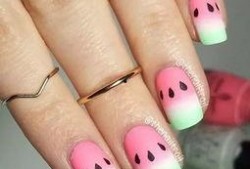 昆明美甲吃瓜,一场吃瓜盛宴背后的行业真相