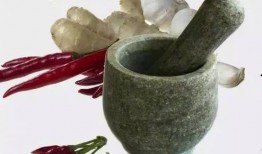 邹城马庄吃瓜,夏日炎炎，吃瓜纳凉，感受乡村田园生活