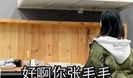 美术老师吃瓜图片,趣味横生的艺术课堂瞬间