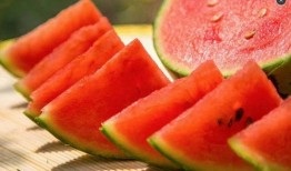 吃瓜吃多了口干,揭秘夏日消暑饮食误区